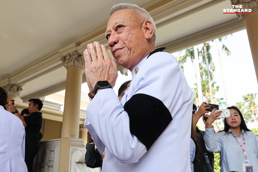 คณะรัฐมนตรี อนุทิน 2 ทยอยเดินทางเข้าทำเนียบรัฐบาล เพื่อถ่ายภาพติดบัตรประจำตัวรัฐมนตรี 5