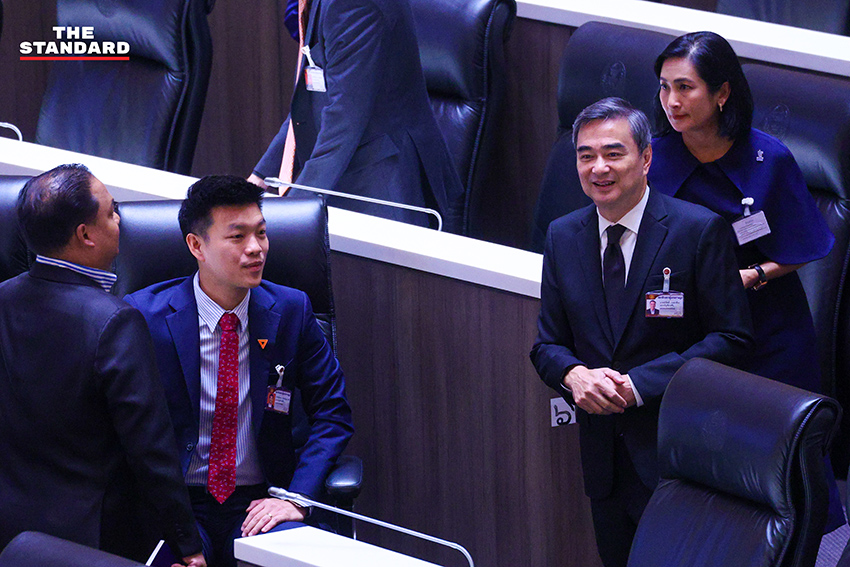 ภาพ นายกรัฐมนตรี อนุทิน ชาญวีรกูล แถลงนโยบายรัฐบาลต่อ ที่ประชุมรัฐสภา 2