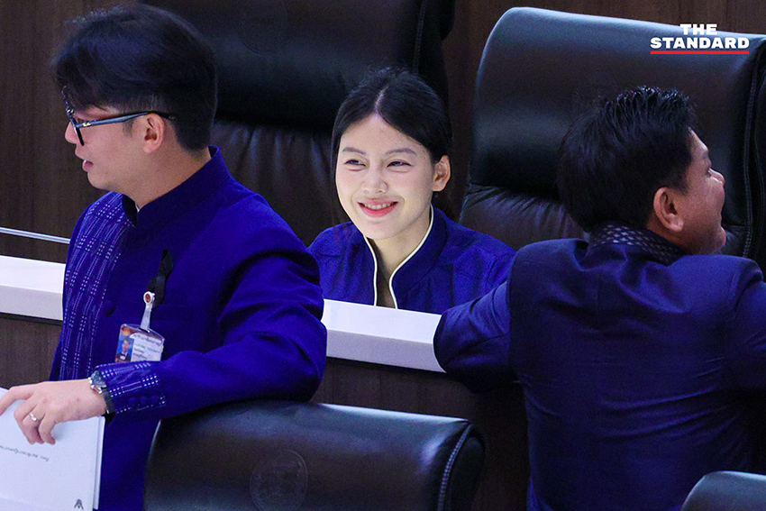 ภาพ นายกรัฐมนตรี อนุทิน ชาญวีรกูล แถลงนโยบายรัฐบาลต่อ ที่ประชุมรัฐสภา 7