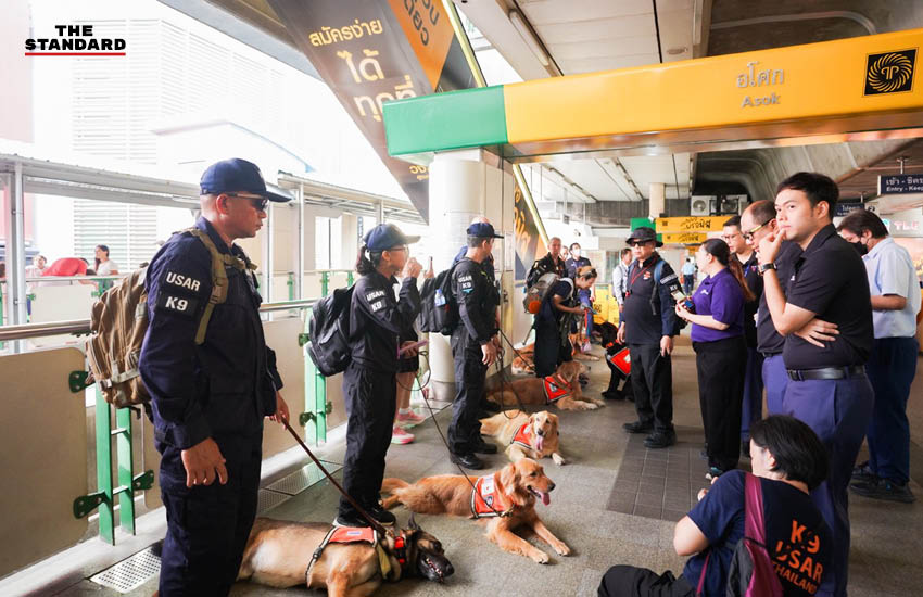 ทีม K9 USAR Thailand ฝึกซ้อมเคลื่อนย้ายกำลังพลพร้อมสุนัข K9 บนระบบรถไฟฟ้าบีทีเอส 2