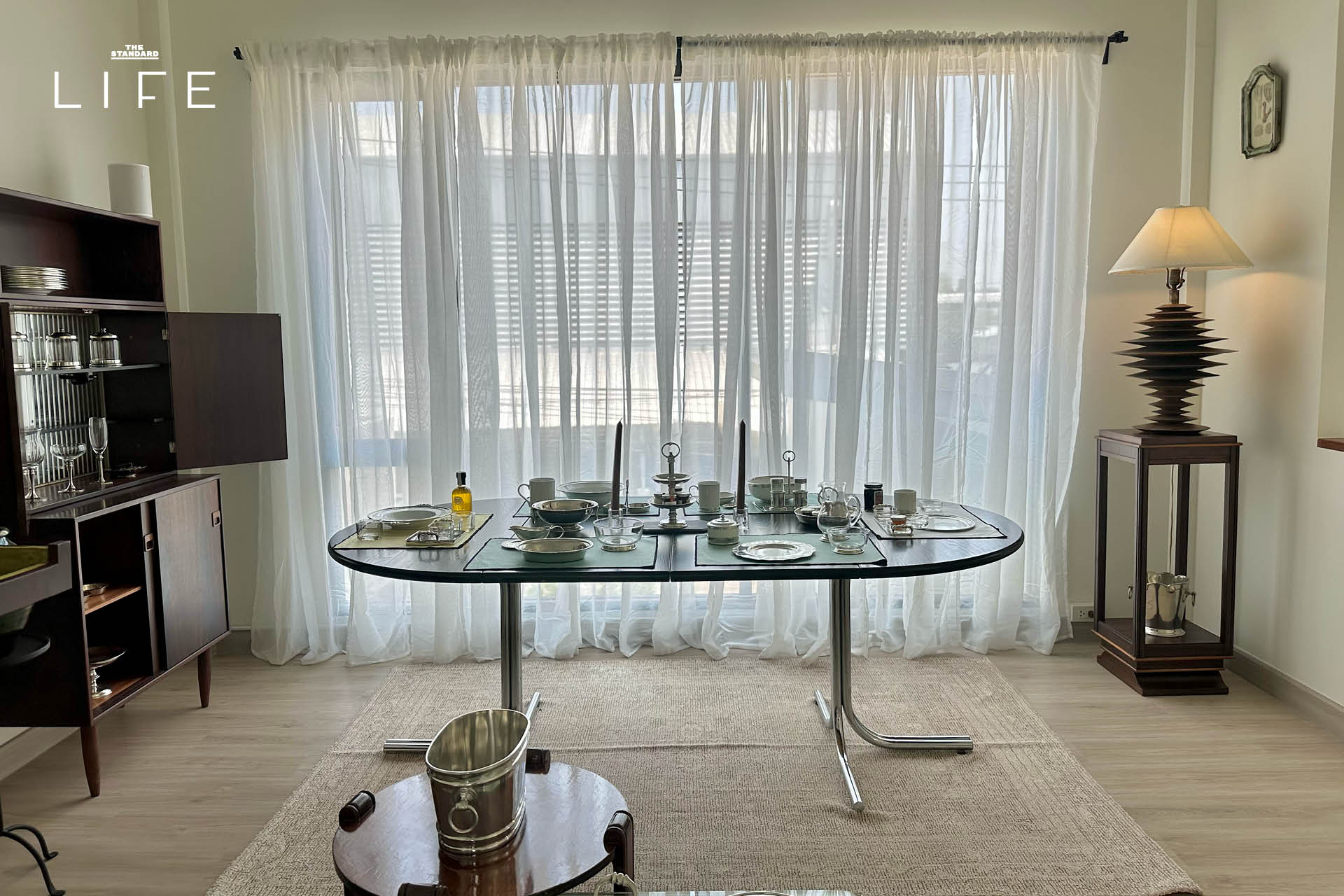 ภาพบรรยากาศภายใน Café Peltro คาเฟ่เกาหลีตกแต่งเรียบง่าย พร้อมเมนูกาแฟ ขนม และงานคราฟต์ Tableware 5