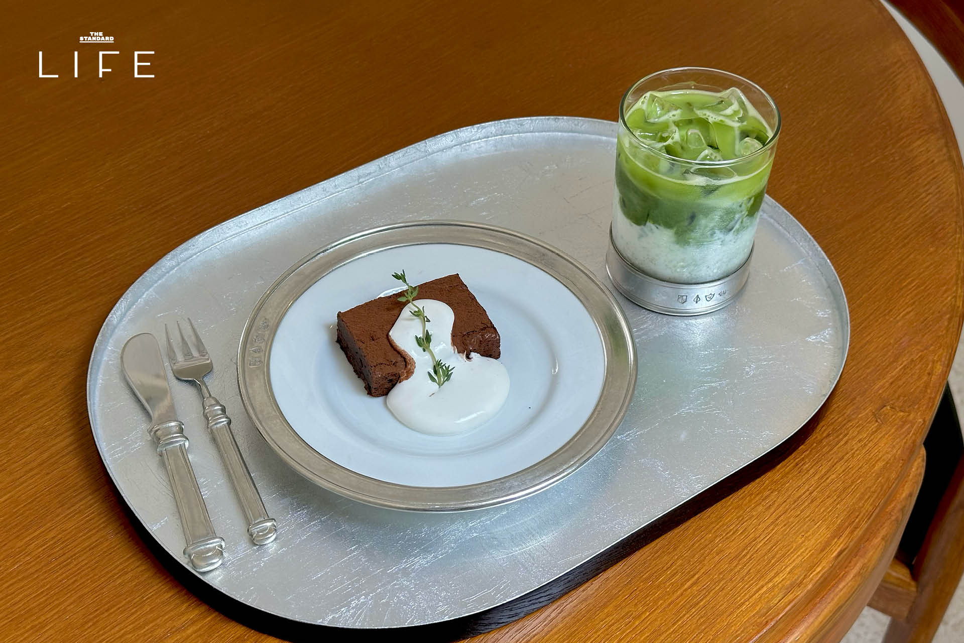 ภาพบรรยากาศภายใน Café Peltro คาเฟ่เกาหลีตกแต่งเรียบง่าย พร้อมเมนูกาแฟ ขนม และงานคราฟต์ Tableware 6