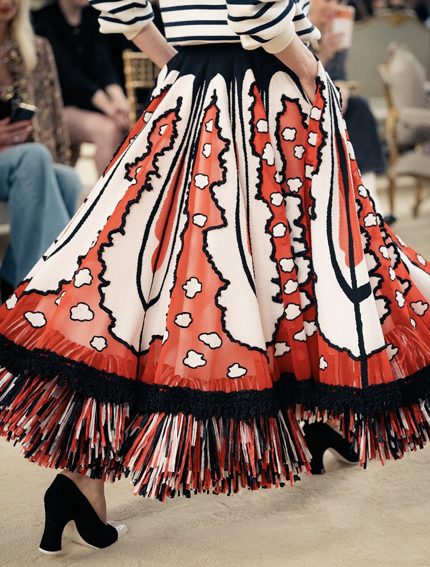 ภาพบรรยากาศแฟชั่นโชว์ CHANEL CRUISE 2026/27 โดย Matthieu Blazy ณ เมืองบียาริตส์ 7