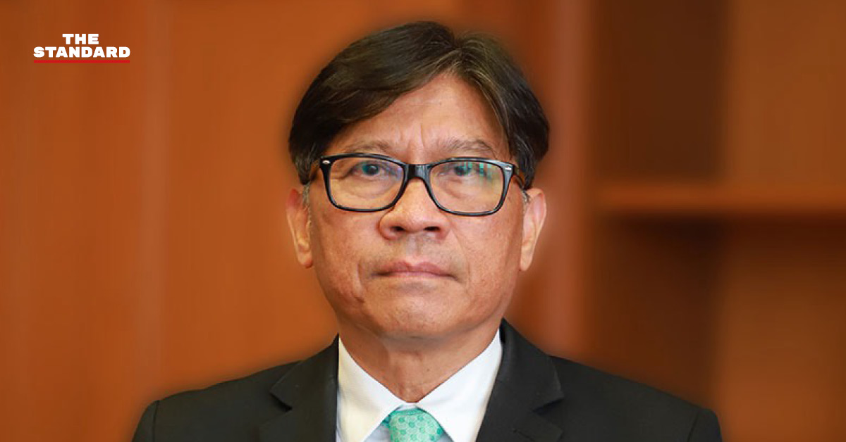 ภาพ ฉัตรชัย ไทรโชต ตุลาการเจ้าของสำนวนคดีจริยธรรม 44 ส.ส. และคดีบังคับโทษ ทักษิณ