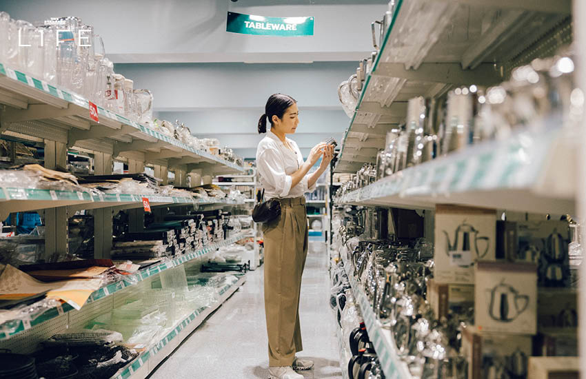 เชฟแพม เยี่ยมชมร้านค้าและร้านอาหารท้องถิ่นในย่านศาลายา 11