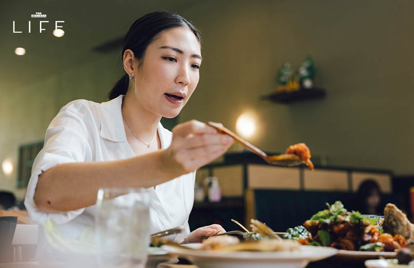 เชฟแพม เยี่ยมชมร้านค้าและร้านอาหารท้องถิ่นในย่านศาลายา 2