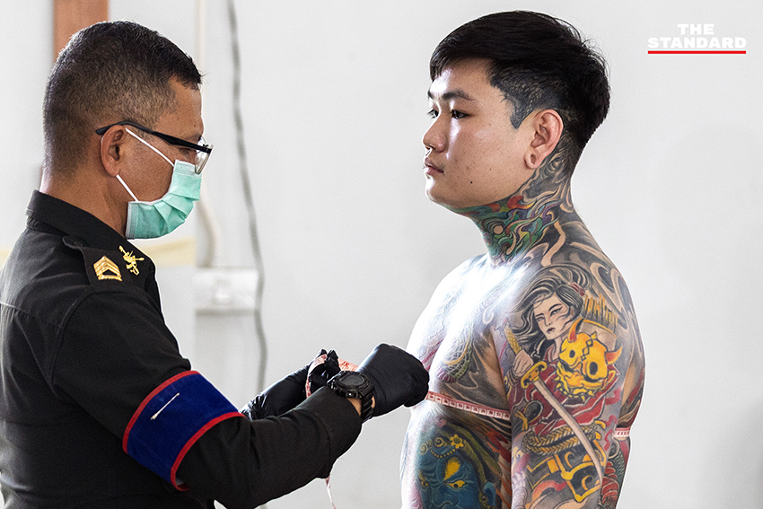 บรรยากาศการตรวจเลือกทหารกองเกินที่ เชียงใหม่ ท่ามกลางอากาศร้อนและฝุ่น PM2.5 กองทัพติดตั้งพัดลมอำนวยความสะดวก 5