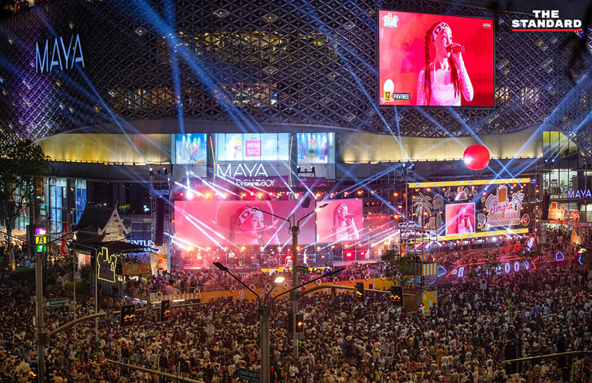 ภาพบรรยากาศการเล่นน้ำสงกรานต์ 2569 บริเวณแยกรินคำ-เมญ่า จังหวัดเชียงใหม่ หลังเจ้าหน้าที่ตำรวจปิดจราจร 4