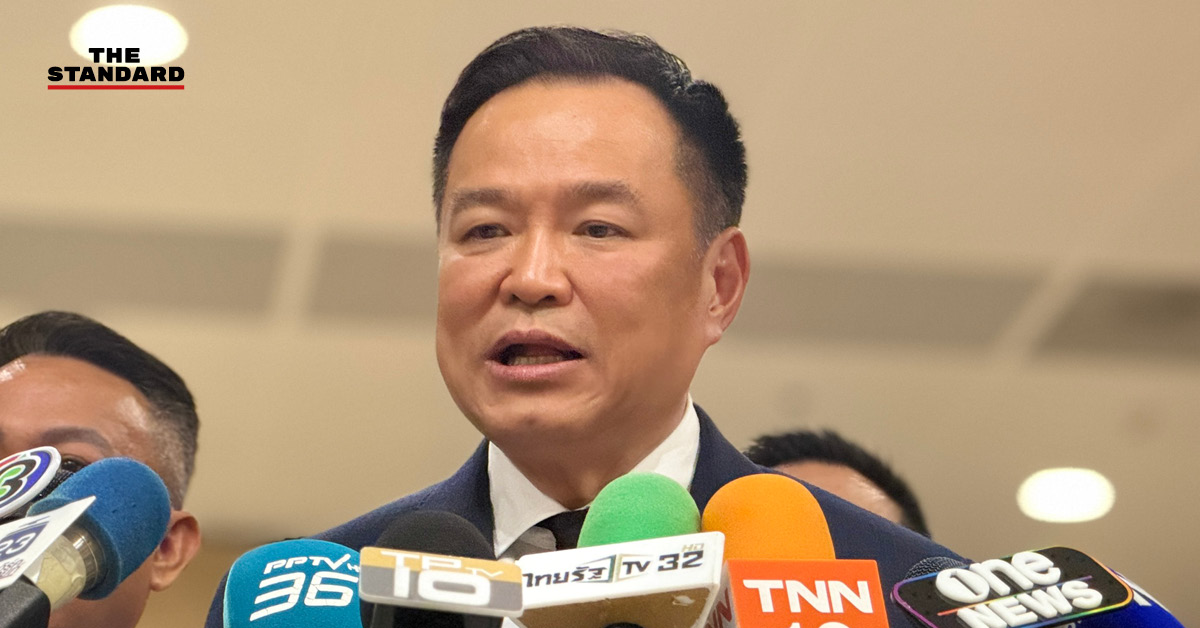 อนุทิน ชาญวีรกูล ให้สัมภาษณ์สื่อมวลชนถึงประเด็นการแก้ไขรัฐธรรมนูญ