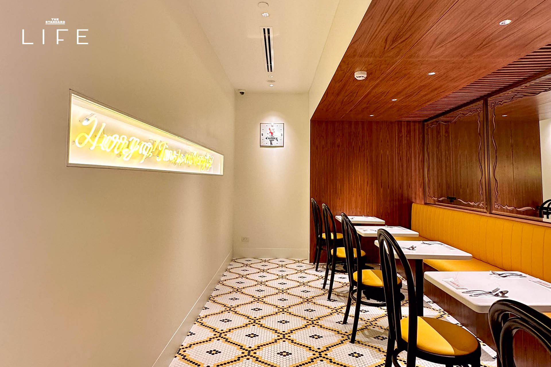 ภาพบรรยากาศร้าน CURRY UP โดย NIGO ที่ Central Embassy ผสานกลิ่นอายแฟชั่นสตรีตเข้ากับแกงกะหรี่อินเดีย 6