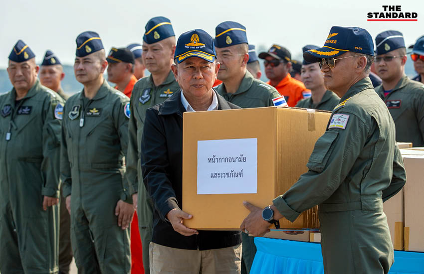 รัฐมนตรีว่าการกระทรวงกลาโหมและผู้บัญชาการทหารอากาศ ตรวจเยี่ยมหน่วยบินกองบิน 41 จังหวัดเชียงใหม่ เพื่อติดตามสถานการณ์ไฟป่าและฝุ่น PM2.5 6