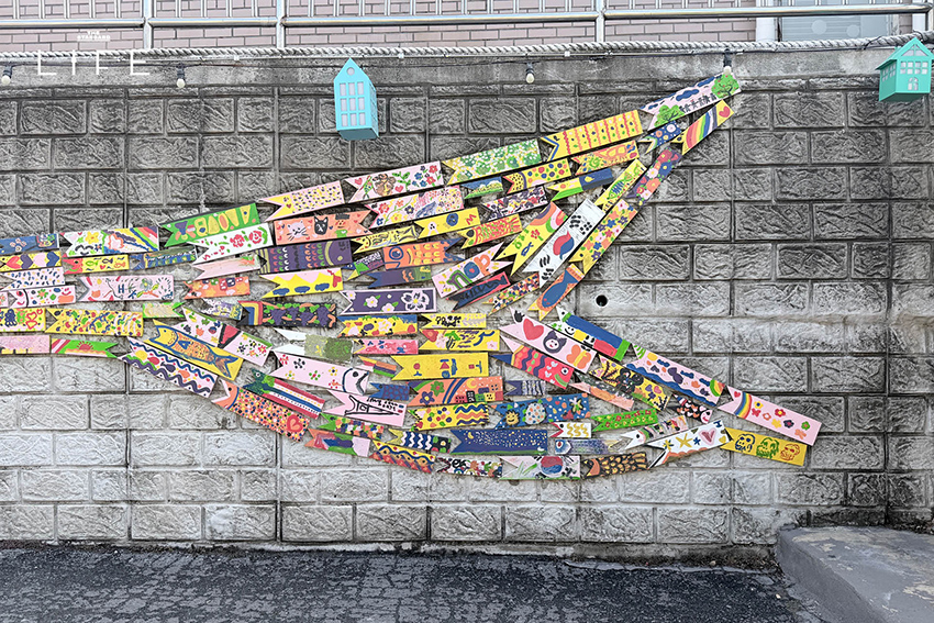 นักวิ่งมาราธอนวิ่งท่ามกลางดอกพ็อดกด (Cherry Blossom) บานสะพรั่งที่เมืองคยองจู ประเทศเกาหลีใต้ 20