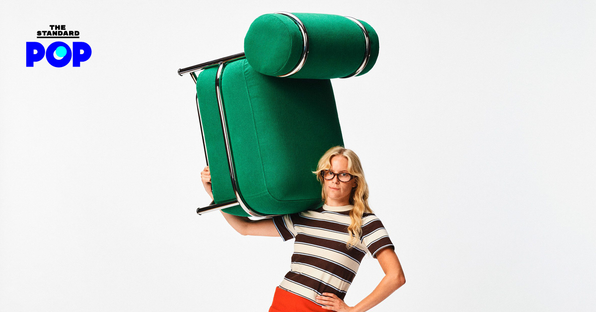 เก้าอี้เป่าลมสีเขียวมรกต หุ้มผ้าดีไซน์ใหม่จาก IKEA ที่เปิดตัวในงาน Milan Design Week 2026