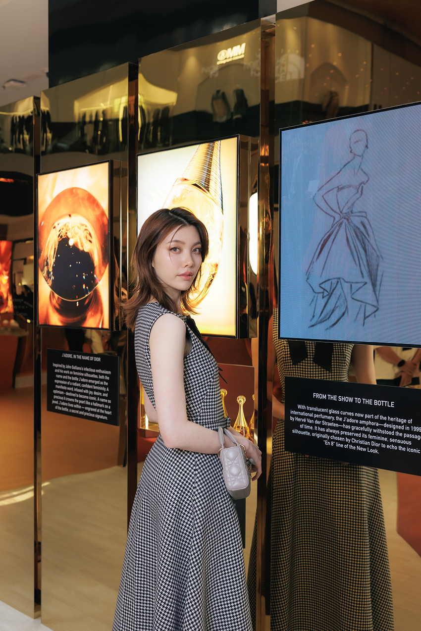ภาพบรรยากาศป๊อปอัพ J’ADORE ของ DIOR ที่ ICONSIAM 5