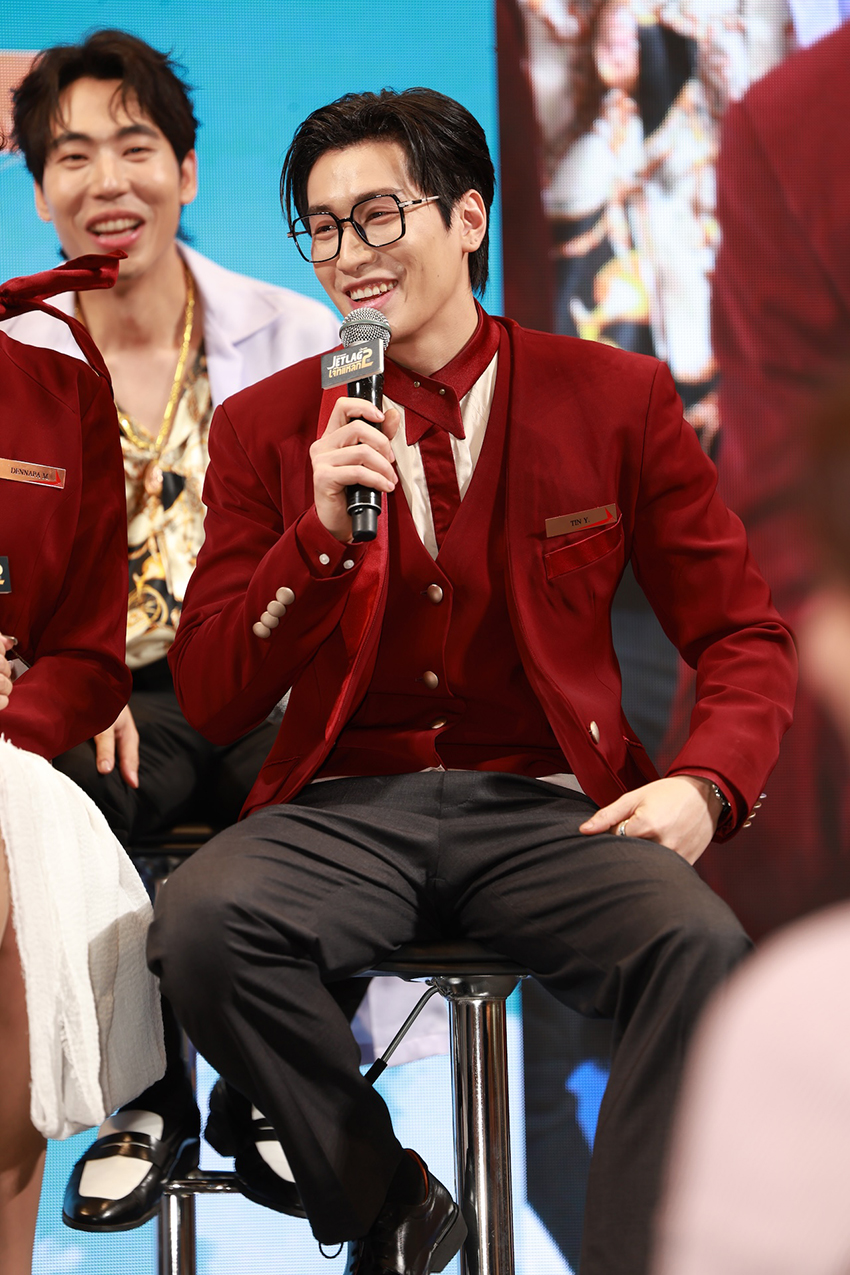 ภาพบรรยากาศงานแถลงข่าวเปิดตัวซีรีส์ซิตคอม เจ๊ทแหลก 2 ซีซัน 2 ณ สยามพารากอน พร้อมทัพนักแสดงและทีมงาน 4