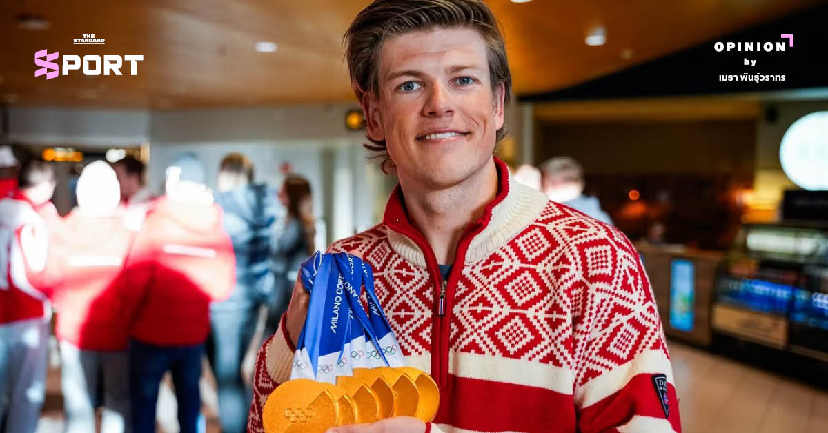 โยฮันเนส ฮอสโฟลต เคลโบ นักสกีโอลิมปิกชาวนอร์เวย์ กำลังแข่งขันสกีครอสคันทรีด้วยความมุ่งมั่น