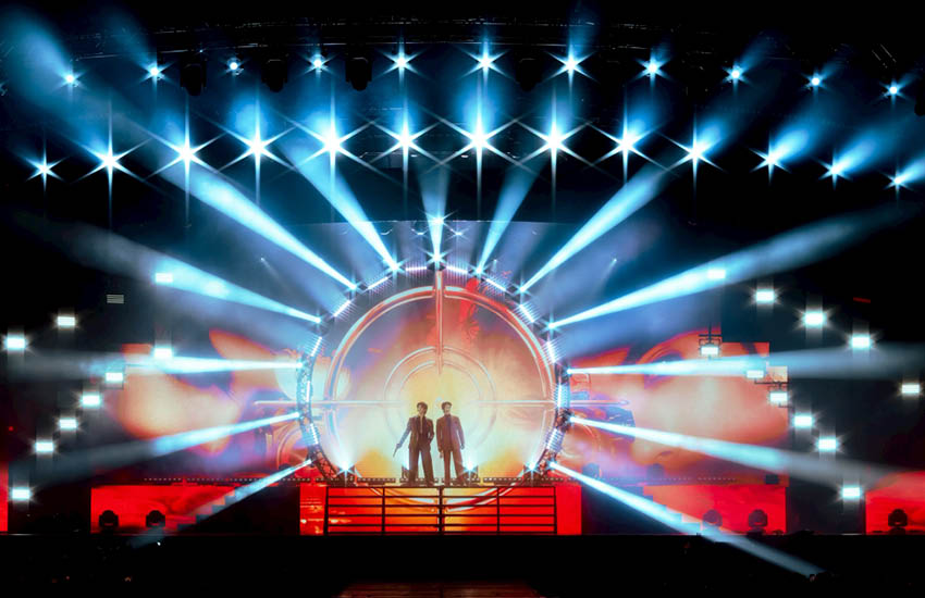 ภาพบรรยากาศงาน JOONG DUNK EYES ON YOU FANCON ที่มี จุง อาเชน และ ดัง ณัฎฐ์ฐชัย เป็นศิลปินหลัก 7