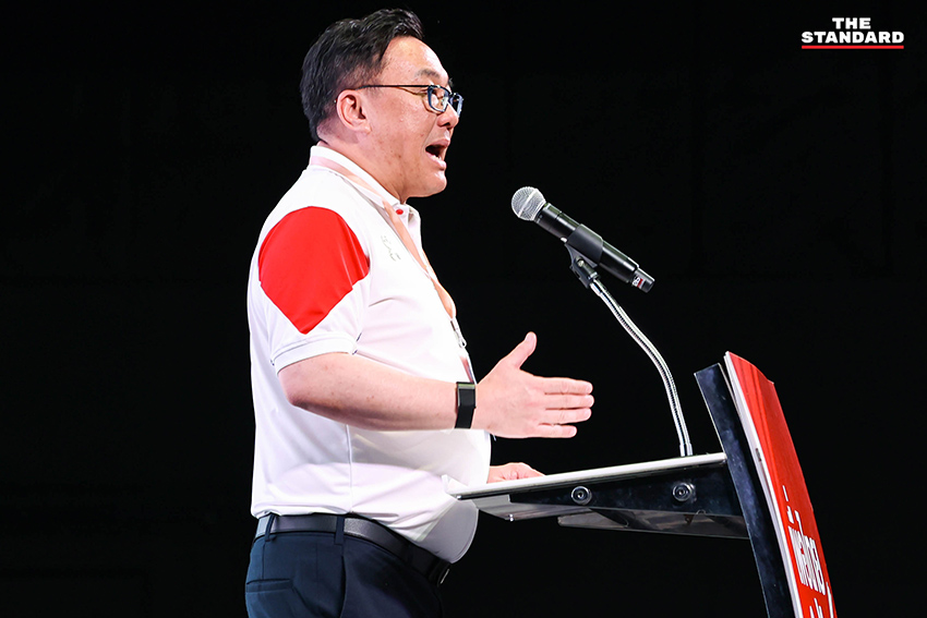 จุลพันธ์ อมรวิวัฒน์ แถลงข่าว ณ ที่ทำการพรรคเพื่อไทย เรื่องการปรับโครงสร้างบริหารพรรค 7