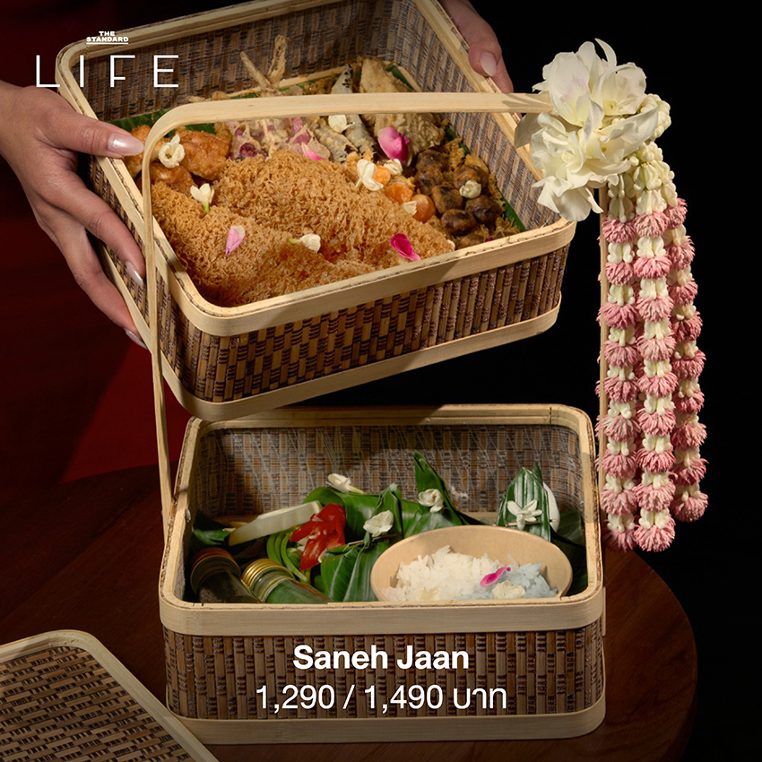 ข้าวแช่ อาหารไทยโบราณดับร้อน เสิร์ฟพร้อมเครื่องเคียงหลากหลายสีสัน 16