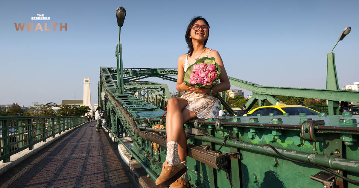 ภาพกราฟิกแสดงเทรนด์ 'ดอกบัวฟีเวอร์' และพฤติกรรมการค้นหาของ Gen Z บน Google