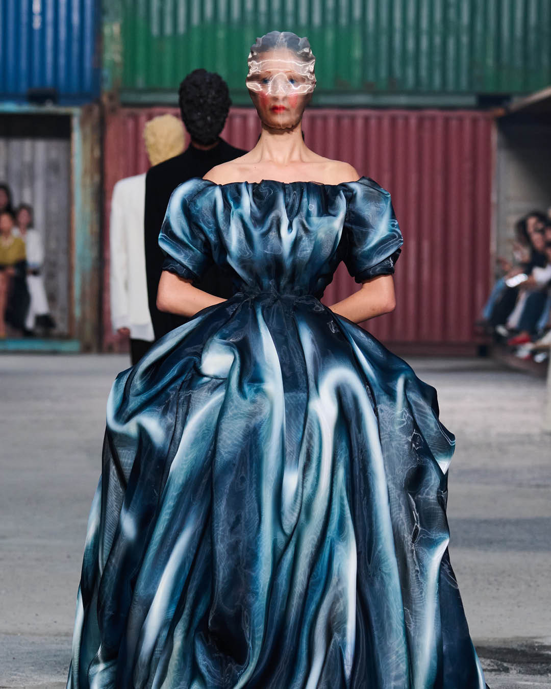 ภาพแฟชั่นโชว์คอลเล็กชัน Fall/Winter 2026 ของ Maison Margiela จัดขึ้นที่เซี่ยงไฮ้ 2