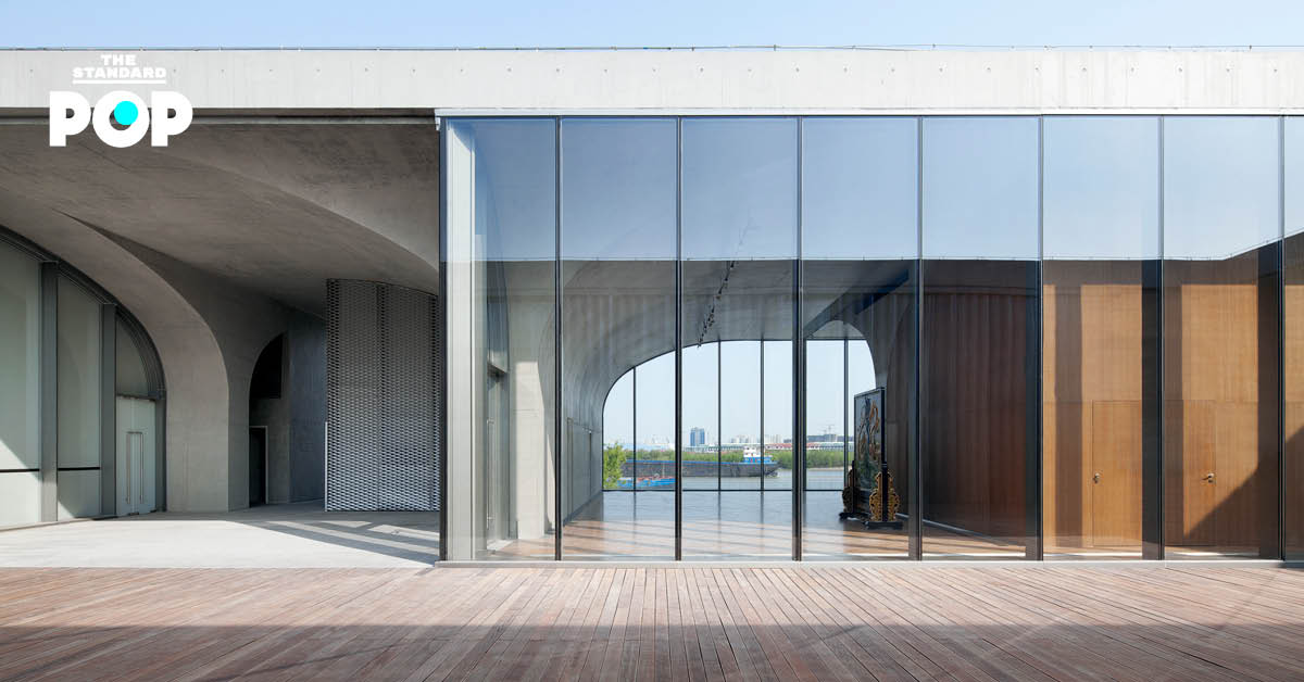 ภาพแฟชั่นโชว์ Max Mara Cruise 2027 ที่ Long Museum West Bund เซี่ยงไฮ้