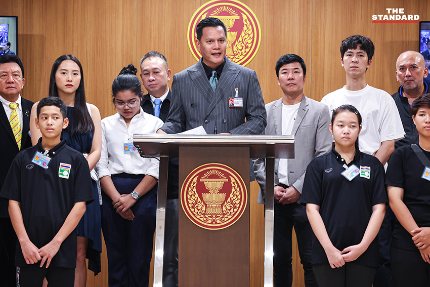 สส. พรรคประชาชนพร้อมนายกสมาคมกีฬาบิลเลียด และอดีตนักกีฬาสนุกเกอร์ ยื่นร่างแก้ไข พ.ร.บ. การพนัน ปลดล็อกสนุกเกอร์ 2