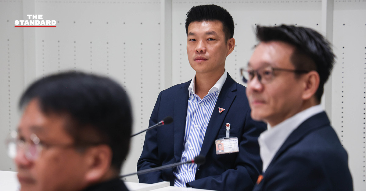 ณัฐพงษ์ เรืองปัญญาวุฒิ หัวหน้าพรรคประชาชน แถลงแนวทางการทำงานของคณะรัฐมนตรีเงา