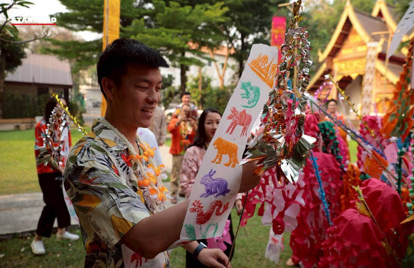 ณัฐพงษ์ เรืองปัญญาวุฒิ หัวหน้าพรรคประชาชน ร่วมงานประเพณีสงกรานต์และพบปะประชาชนที่จังหวัดเชียงใหม่และลำพูน 6