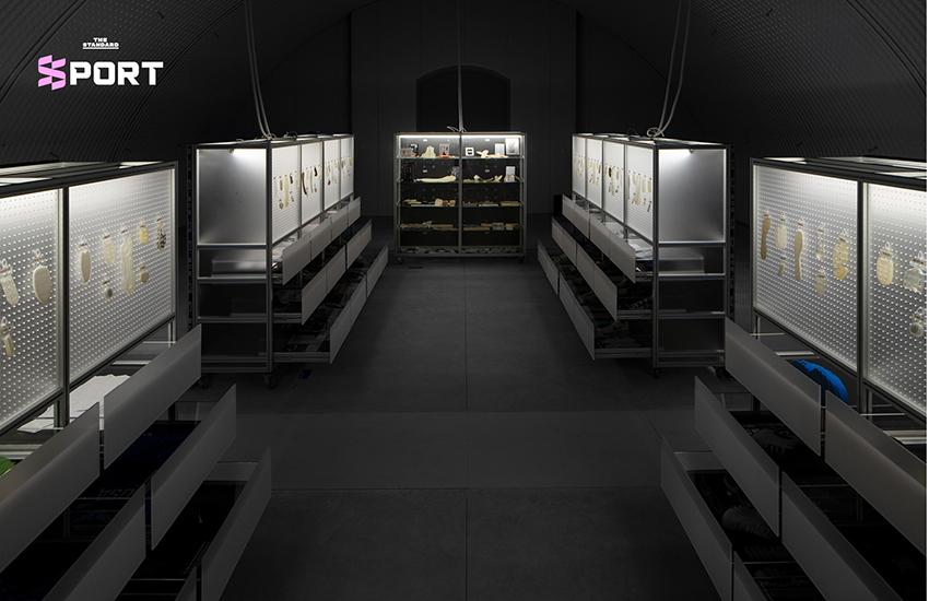 ภาพห้องทดลอง ‘Air Lab’ ของ Nike ที่จัดแสดงแนวคิดการออกแบบโดยใช้อากาศเป็นหัวใจ ในงาน Milan Design Week 2026 2