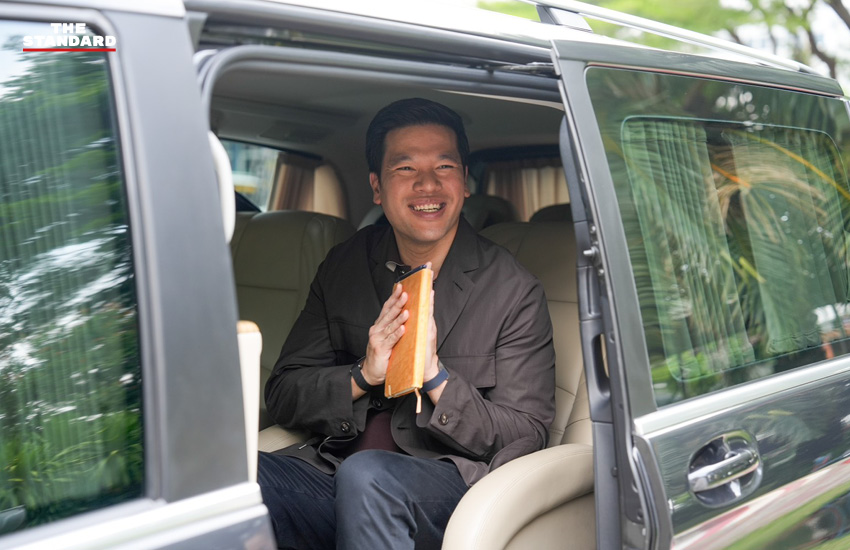 แพทองธาร ชินวัตร และครอบครัวเข้าเยี่ยม ทักษิณ ชินวัตร ที่เรือนจำกลางคลองเปรม 5