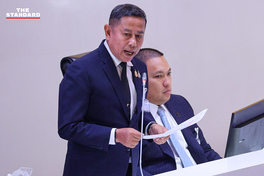 ภาพบรรยากาศการประชุมสภาผู้แทนราษฎรเพื่อแถลงนโยบายรัฐบาลวันที่สอง 13