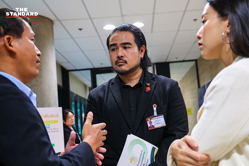 ภาพ สส. พรรคประชาชน แถลงข่าวฝาก 4 การบ้านถึง จุลพันธ์ รมว. แรงงานคนใหม่ เน้นปราบทุจริต 3