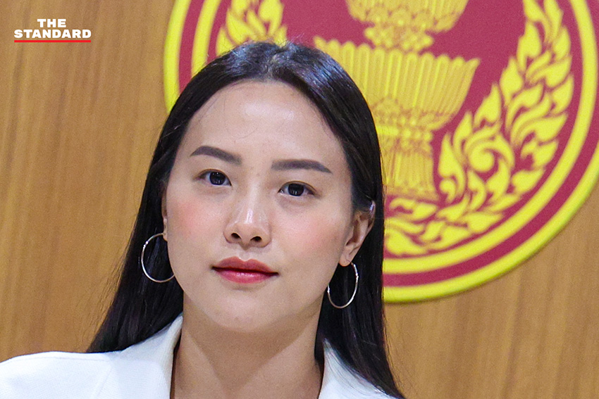 ภาพ สส. พรรคประชาชน แถลงข่าวฝาก 4 การบ้านถึง จุลพันธ์ รมว. แรงงานคนใหม่ เน้นปราบทุจริต 4