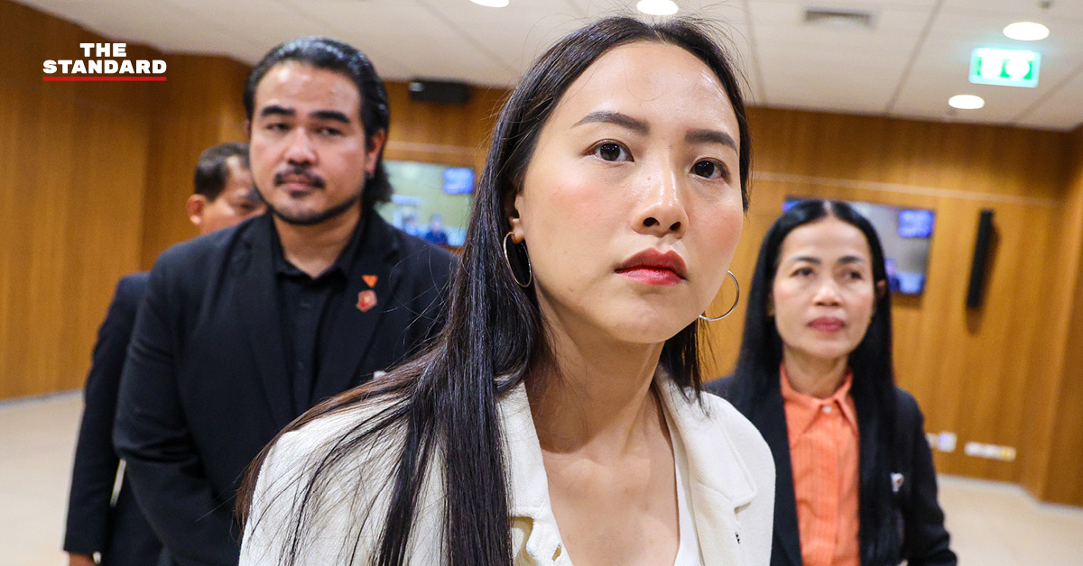 ภาพ สส. พรรคประชาชน แถลงข่าวฝาก 4 การบ้านถึง จุลพันธ์ รมว. แรงงานคนใหม่ เน้นปราบทุจริต