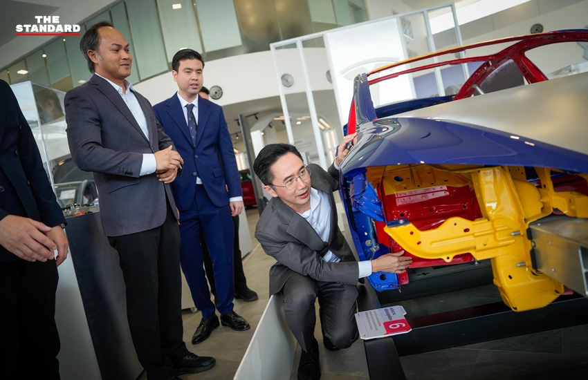 ศ.ดร.ยศชนัน วงศ์สวัสดิ์ และตัวแทนพรรคเพื่อไทย หารือกับผู้บริหาร Tesla เรื่อง Physical AI 3