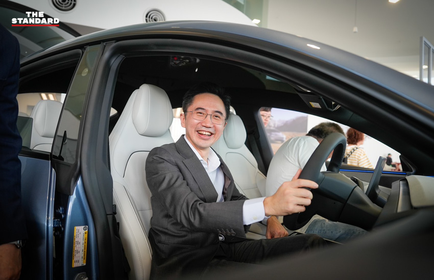 ศ.ดร.ยศชนัน วงศ์สวัสดิ์ และตัวแทนพรรคเพื่อไทย หารือกับผู้บริหาร Tesla เรื่อง Physical AI 8