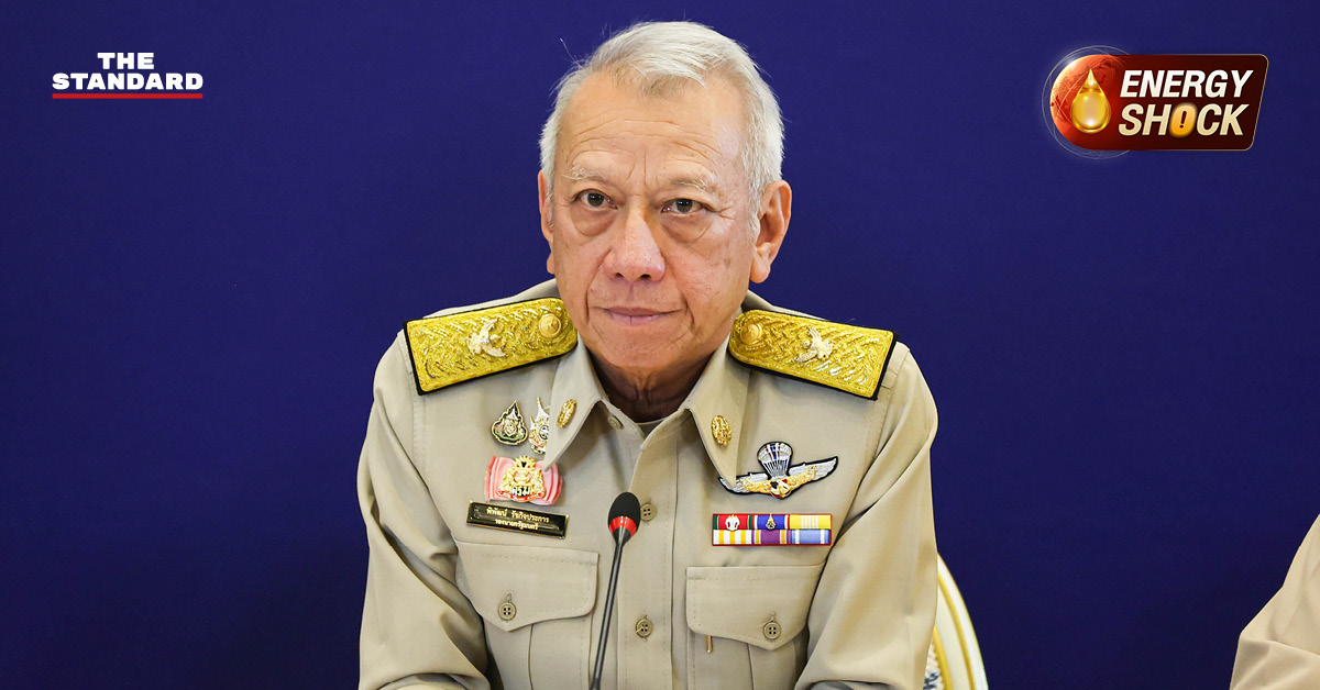 ภาพ พิพัฒน์ รัชกิจประการ ประธานกรรมการบริหารการจัดส่งน้ำมันเชื้อเพลิงในช่วงเทศกาลสงกรานต์