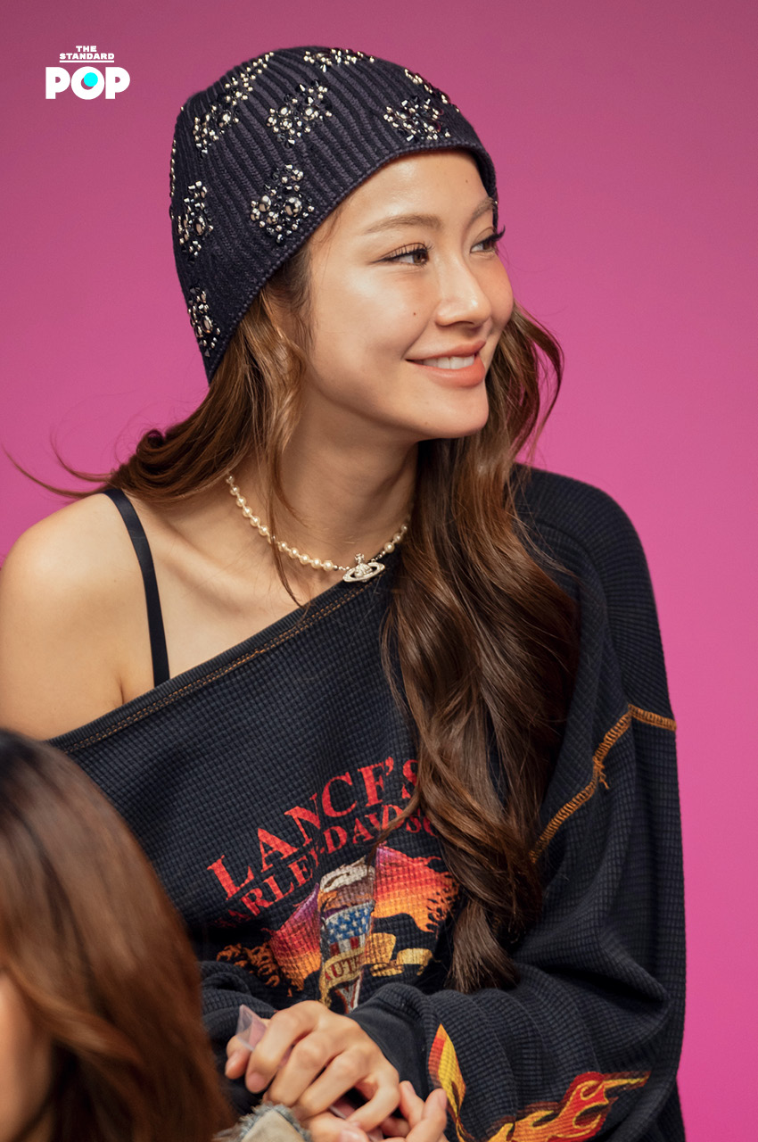 ภาพเบื้องหลังการถ่ายทำเกม PICK A CARD ของ 6 นักแสดงสาวจากซีรีส์ Girl Rules 9