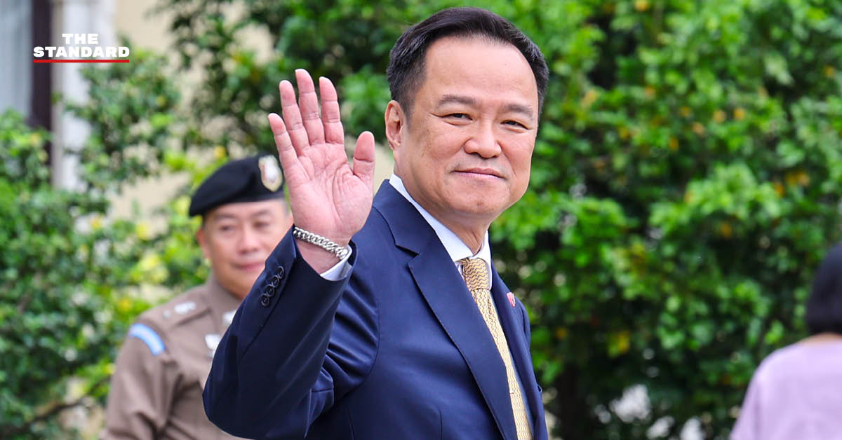 นายกรัฐมนตรี อนุทิน ชาญวีรกูล เดินทางเข้าทำเนียบรัฐบาลเพื่อร่วมประชุม AZEC