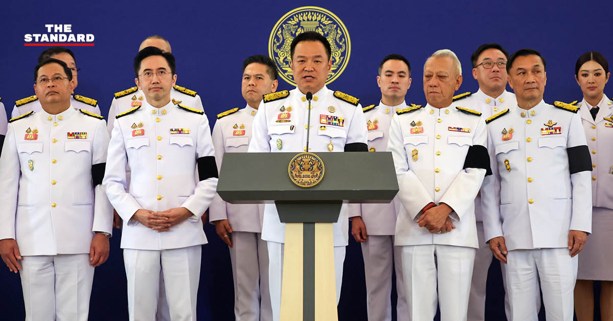 อนุทิน ชาญวีรกูล นายกรัฐมนตรี แถลงข่าวหลังประชุม ครม.นัดพิเศษ