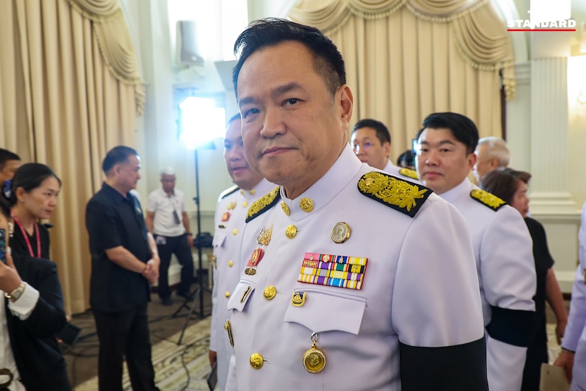 อนุทิน ชาญวีรกูล นายกรัฐมนตรี แถลงข่าวหลังประชุม ครม.นัดพิเศษ 11