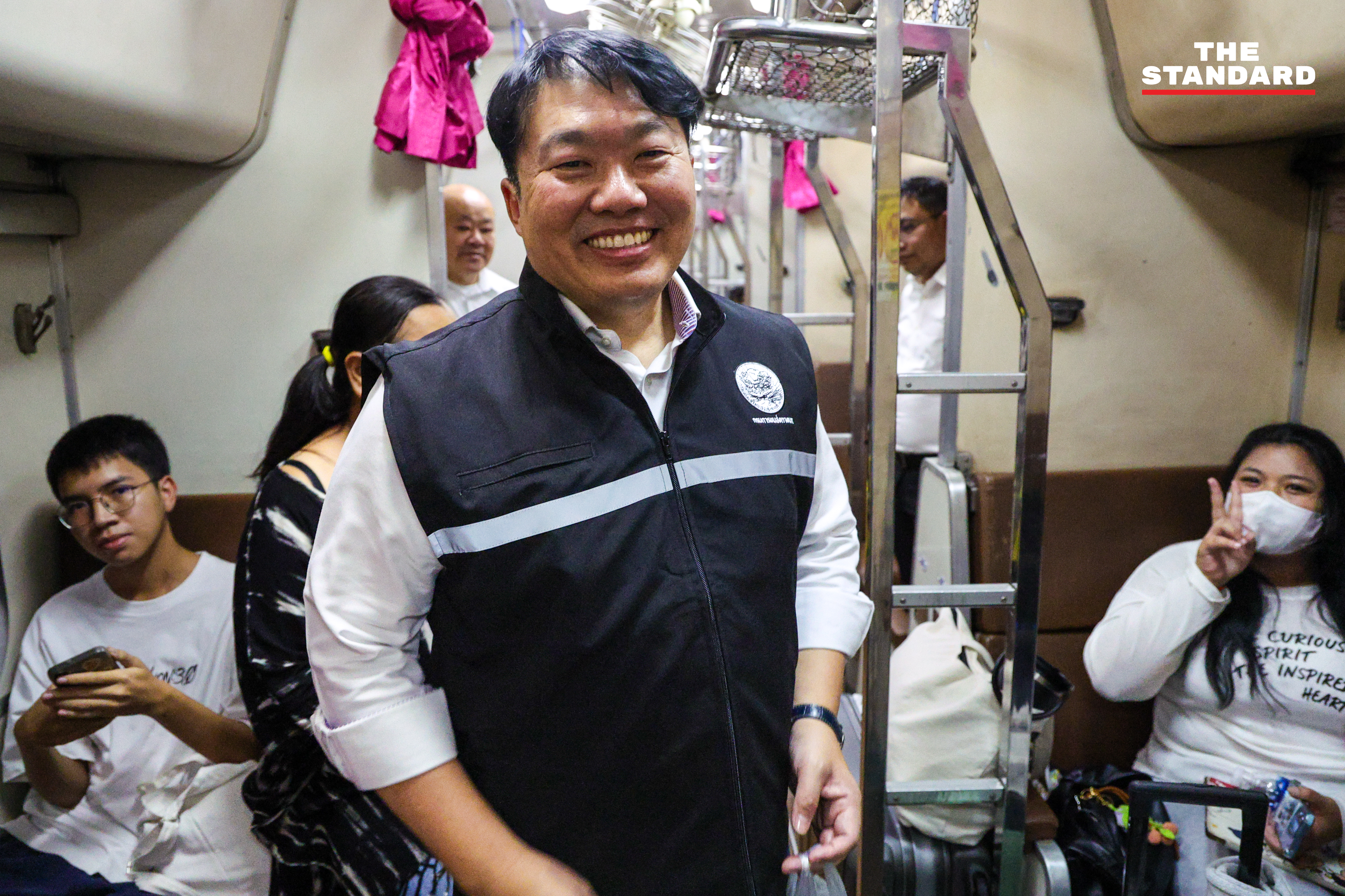 นายกรัฐมนตรี ตรวจความพร้อม สถานีกรุงเทพอภิวัฒน์ และ หมอชิต เพื่ออำนวยความสะดวกประชาชนเดินทางกลับภูมิลำเนาช่วงสงกรานต์ 7