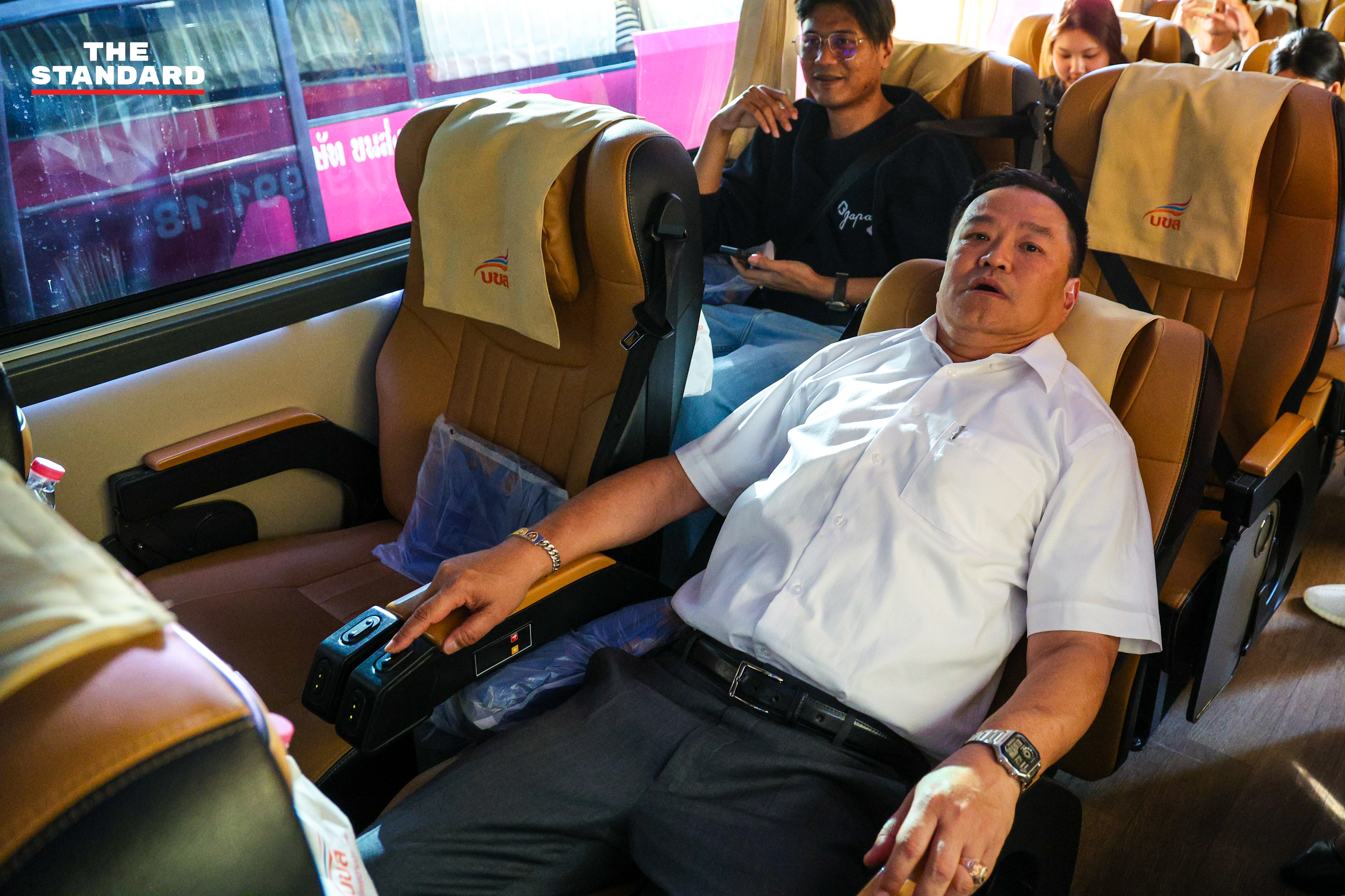 นายกรัฐมนตรี ตรวจความพร้อม สถานีกรุงเทพอภิวัฒน์ และ หมอชิต เพื่ออำนวยความสะดวกประชาชนเดินทางกลับภูมิลำเนาช่วงสงกรานต์ 9