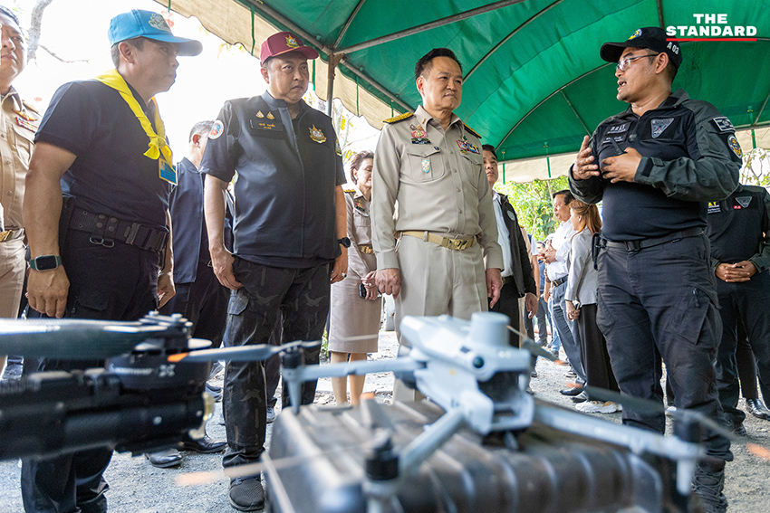 นายกรัฐมนตรี อนุทิน ชาญวีรกูล ลงพื้นที่ติดตามสถานการณ์และบัญชาการภารกิจดับไฟป่าในพื้นที่ภาคเหนือ 5