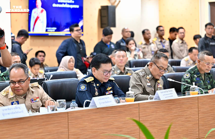 นายกฯ อนุทิน ชาญวีรกูล มอบนโยบาย ศอ.บต. ที่ยะลา ย้ำหลัก เข้าใจ-เข้าถึง-พัฒนา เพื่อแก้ปัญหาชายแดนใต้ 4