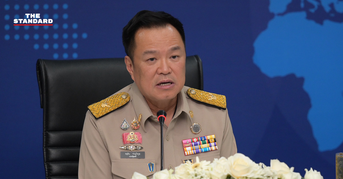 อนุทิน ชาญวีรกูล ประชุมติดตามสถานการณ์ PM2.5 และไฟป่าที่จังหวัดเชียงใหม่