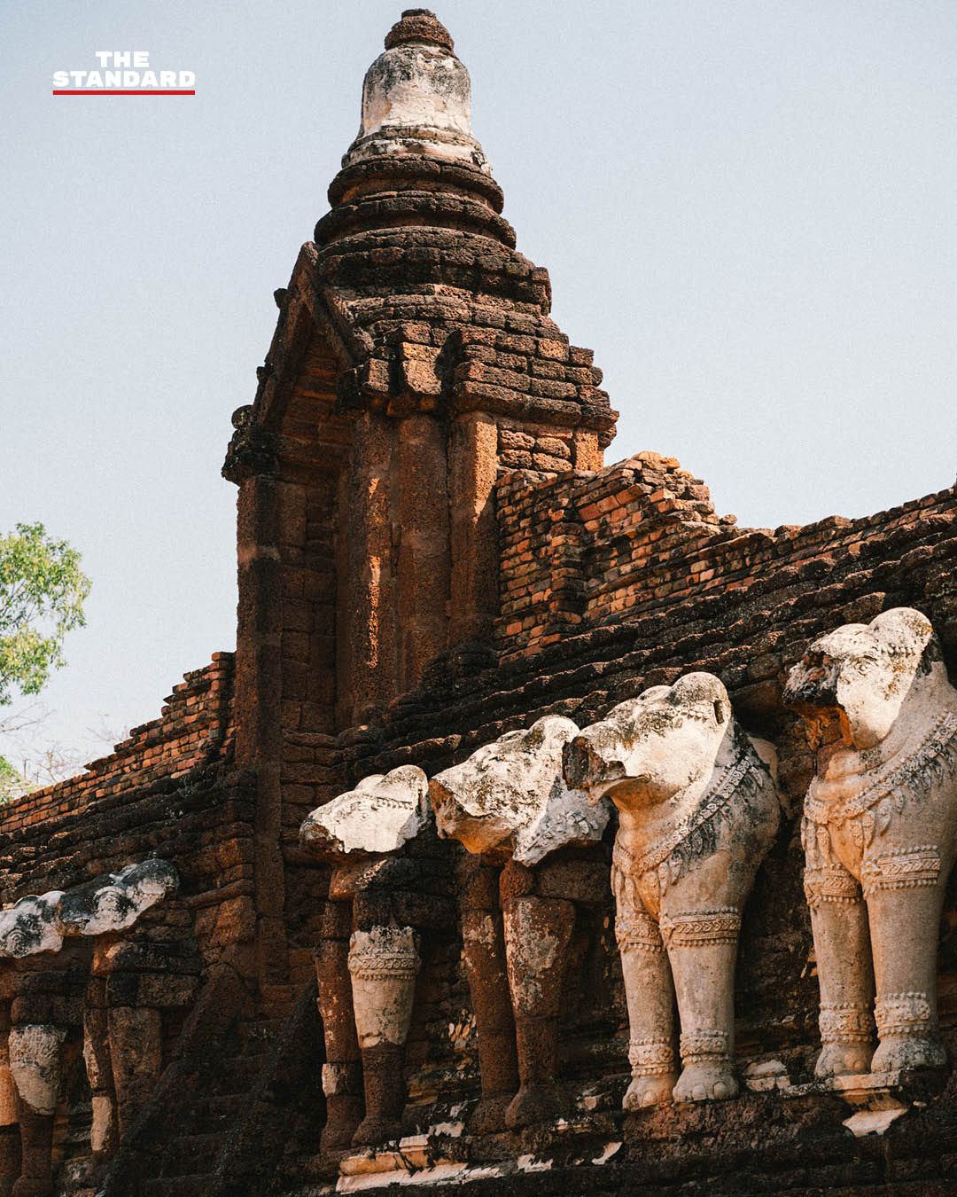 ภาพอุทยานประวัติศาสตร์กำแพงเพชร แสดงมรดกทางวัฒนธรรมอันล้ำค่า จุดหมาย Premium Destination แห่งใหม่ที่ PRAKAAN เลือก 8