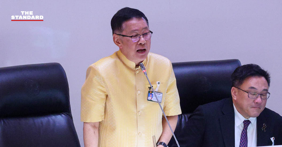 ประเสริฐ จันทรรวงทอง รัฐมนตรีว่าการกระทรวงศึกษาธิการ แถลงแผนปฏิรูปการศึกษาที่รัฐสภา