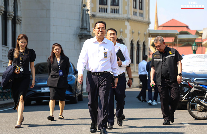 นายกรัฐมนตรี อนุทิน ชาญวีรกูล เป็นประธานการประชุมคณะรัฐมนตรีนัดแรกที่ทำเนียบรัฐบาล 18